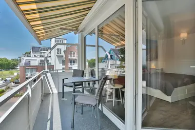 Ein Balkon oder eine Terrasse in der Unterkunft Strandhotel Scharbeutz Sweet little Beachside