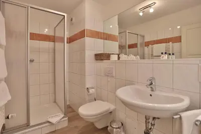 Ein Badezimmer in der Unterkunft Hanseaten Residenz Hanseaten-Residenz Appartement 15