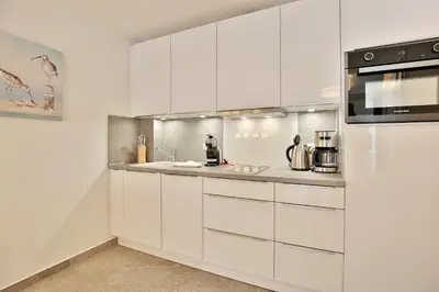 Küche/Küchenzeile in der Unterkunft Haus Seerose Seerose II Appartement 14