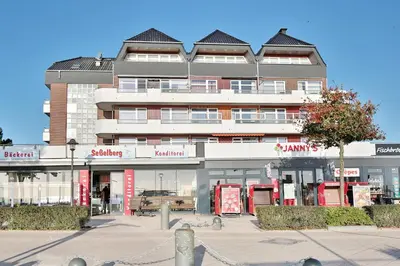 Das Gebäude in dem sich die Ferienwohnung befindet