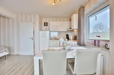Küche/Küchenzeile in der Unterkunft Villa Meeresstrand Villa Meeresstrand Appartement 7
