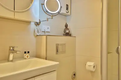 Ein Badezimmer in der Unterkunft Hanseat am Hang 3 - 5 Strandhafer Appartement 5