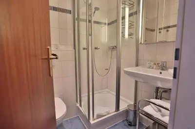 Ein Badezimmer in der Unterkunft Strandburg Strandburg Appartement 11