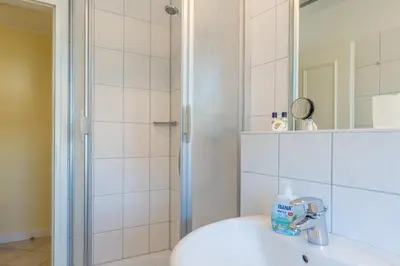 Ein Badezimmer in der Unterkunft Haus Seerose Seerose II Appartement 16