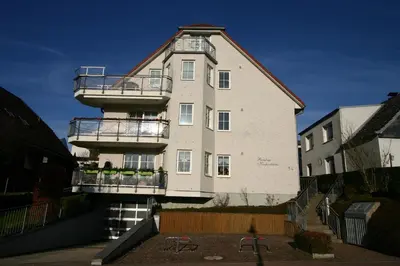 Das Gebäude in dem sich die Ferienwohnung befindet