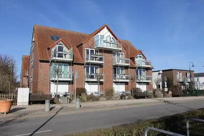 Das Gebäude in dem sich die Ferienwohnung befindet