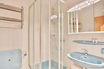 Ein Badezimmer in der Unterkunft Parkdomizil Parkdomizil Appartement 6