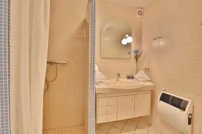 Ein Badezimmer in der Unterkunft Haus Erlenweg Haus Erlenweg Appartement 1