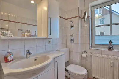 Ein Badezimmer in der Unterkunft Residenz am Fischerstieg Residenz am Fischerstieg Appartement 20