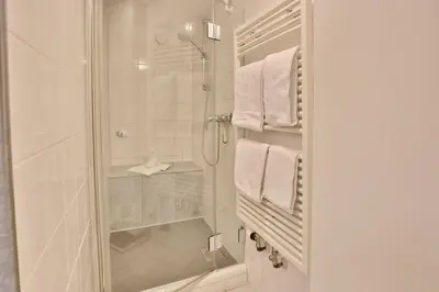 Ein Badezimmer in der Unterkunft Villa Schöneck Villa Schöneck Appartement 2