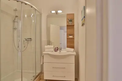 Ein Badezimmer in der Unterkunft Residenz am Hang Residenz am Hang Appartement 103