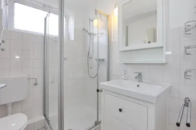 Ein Badezimmer in der Unterkunft Haus Hansastrasse 2 Haus Hansastrasse 2 Appartement 6