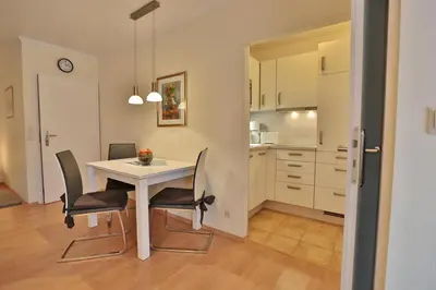 Küche/Küchenzeile in der Unterkunft Hanseat am Hang 3 - 5 Hanseat Appartement 21