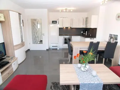 Küche/Küchenzeile in der Unterkunft Strandglück Haus B Strandglück Appartement 12B