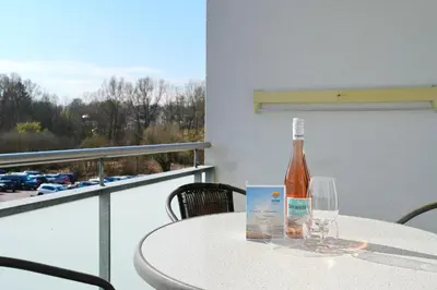 Getränke in der Unterkunft Strandglück Haus A Strandglück Appartement 19A