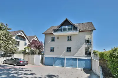 Das Gebäude in dem sich die Ferienwohnung befindet