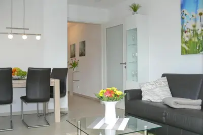 Ein Sitzbereich in der Unterkunft Strandglück Haus B Strandglück Appartement 4B