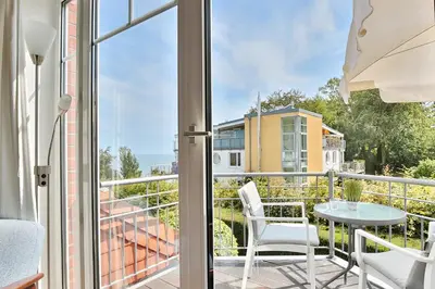 Ein Balkon oder eine Terrasse in der Unterkunft Reihenhaus Eichenweg Reihenhaus Eichenweg Appartement 8