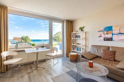 Ein Sitzbereich in der Unterkunft Seetempel Seetempel Appartement 39