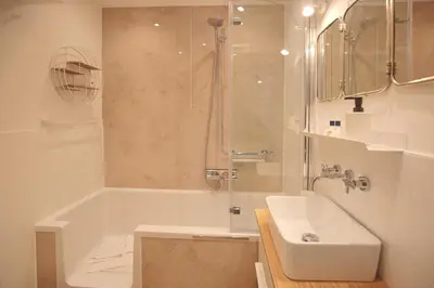 Ein Badezimmer in der Unterkunft Seepark Seepark 2F Appartement 4 1