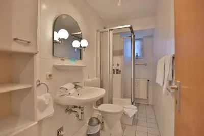 Ein Badezimmer in der Unterkunft Parkresidenz Parkresidenz Appartement 8