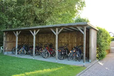 Radfahren an der Unterkunft Gorch Fock Ring Strand und Meer Appartement 1 oder in der Nähe