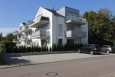 Das Gebäude in dem sich die Ferienwohnung befindet