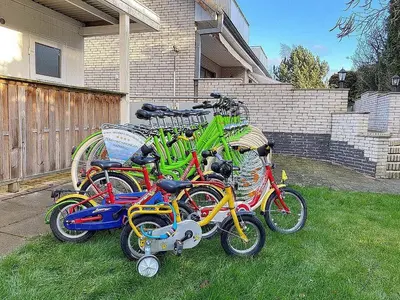 Radfahren an der Unterkunft Residenz Strandnah Residenz Strandnah Appartement 2 oder in der Nähe