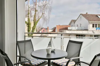 Ein Balkon oder eine Terrasse in der Unterkunft Strandvilla Augustusbad Strandvilla Augustusbad Appartement Riverside