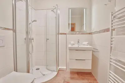 Ein Badezimmer in der Unterkunft Berliner Hof Berliner Hof Appartement 215