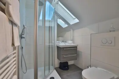 Ein Badezimmer in der Unterkunft Appartemenhaus Linda-Lu Appartementhaus Linda-Lu Appartement 8