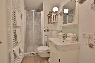 Ein Badezimmer in der Unterkunft Parkresidenz Parkresidenz Appartement 4