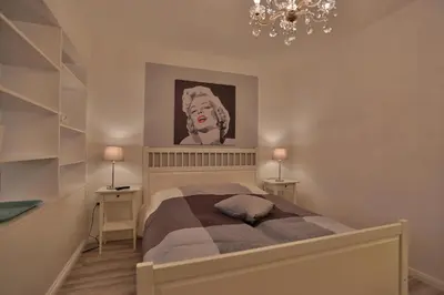 Ein Bett oder Betten in einem Zimmer der Unterkunft Appartemenhaus Linda-Lu Appartementhaus Linda-Lu Appartement 2