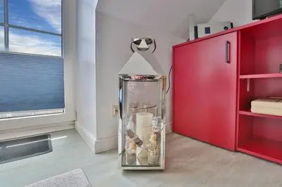 Küche/Küchenzeile in der Unterkunft Haus am Falkenweg Haus am Falkenweg Appartement 4 Aalto 2