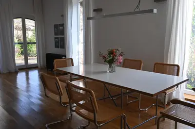 Ein Sitzbereich in der Unterkunft Kuhstall mit Schick