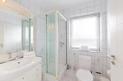 Ein Badezimmer in der Unterkunft Geräumige Ferienwohnung ANKER in ruhiger Lage