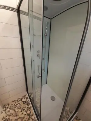Ein Badezimmer in der Unterkunft Erdgeschoss-Appartement mit Seeblick