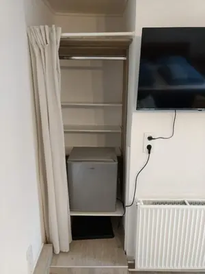 TV/Unterhaltungsangebot in der Unterkunft Ruhiges, gemütliches Zimmer mit Bad für 2 Personen, mit Gartenterasse