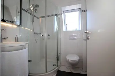 Ein Badezimmer in der Unterkunft Ankerplatz Niendorf