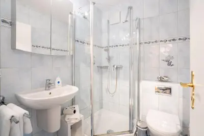 Ein Badezimmer in der Unterkunft DKK1b Ferienwohnung Stäcker F