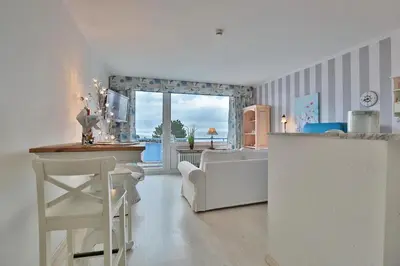 Ein Sitzbereich in der Unterkunft Seetempel Seetempel Appartement 38
