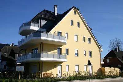 Das Gebäude in dem sich die Ferienwohnung befindet