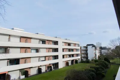 Das Gebäude in dem sich die Ferienwohnung befindet