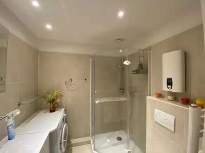Ein Badezimmer in der Unterkunft Berliner Hof 3-Zi-Wohnung mit Meerblick und Strandlage an der Promenade