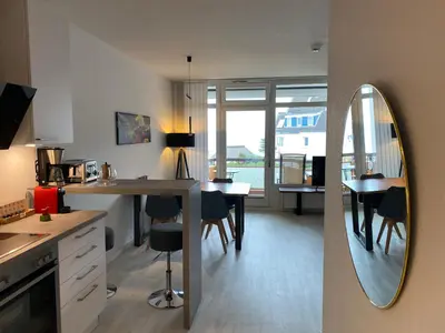 Küche/Küchenzeile in der Unterkunft Berliner Hof 3-Zi-Wohnung mit Meerblick und Strandlage an der Promenade