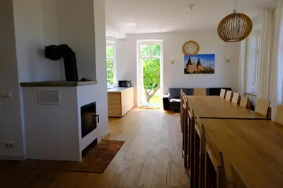 Küche/Küchenzeile in der Unterkunft Gutshaus KVH FeWo Lübeck
