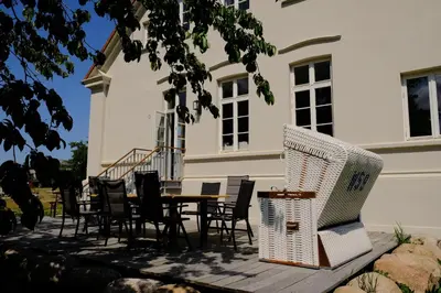 Das Gebäude in dem sich die Ferienwohnung befindet
