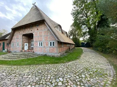 Das Gebäude in dem sich die Ferienwohnung befindet