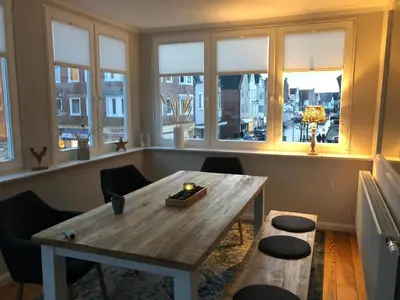 Ein Sitzbereich in der Unterkunft Alte Glaserei Travemünde