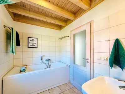 Ein Badezimmer in der Unterkunft Strandpark Sierksdorf H009